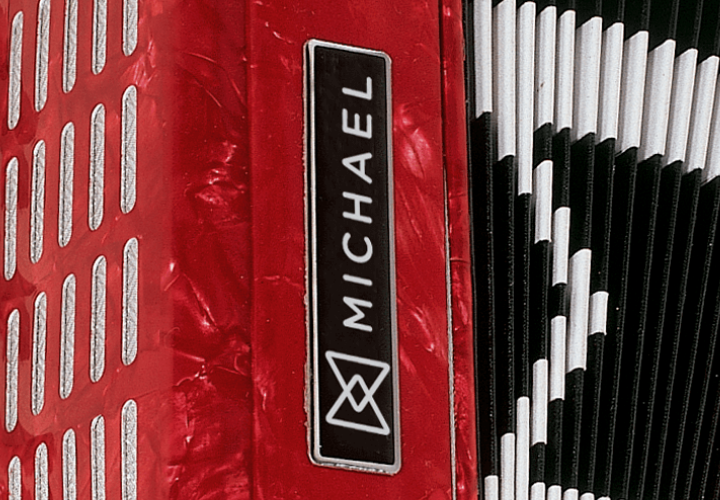 Teclas Macias e Baixos Expressivos