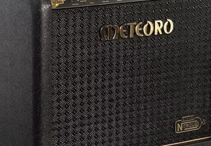 Loop de Efeitos e Saída de Linha