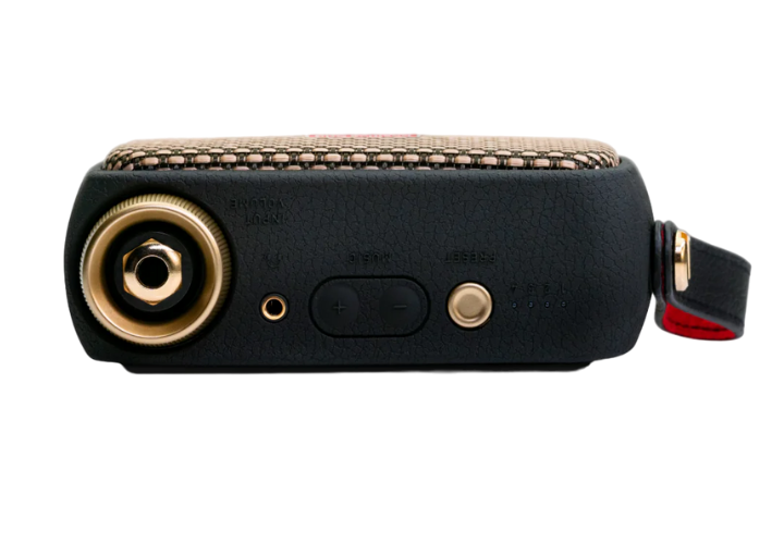 Grille Hardshell Black e Design Compacto