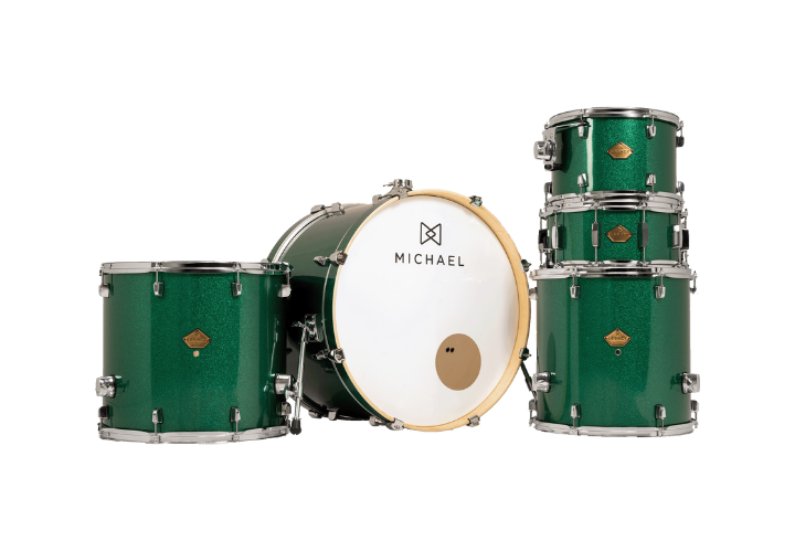 Pratos e Banco Inclusos