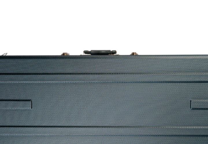 Alças Ergonômicas e Fechamento Seguro