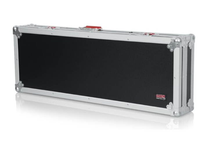 Compartimento Externo e Design Leve e Robusto