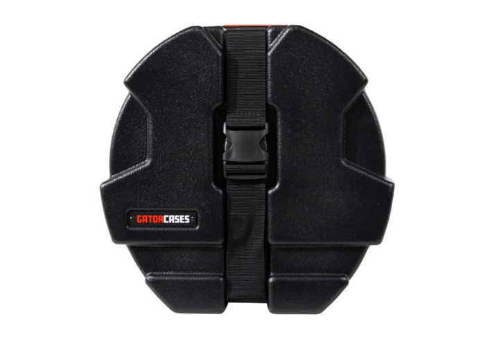 Estrutura Rotomoldada com Alças Ergonômicas e Travas de Metal