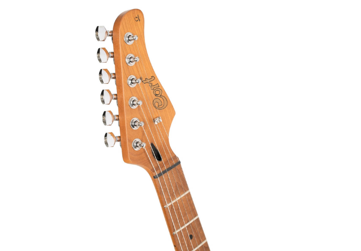 Braço Roasted Maple e Ponte 6-Point Tremolo