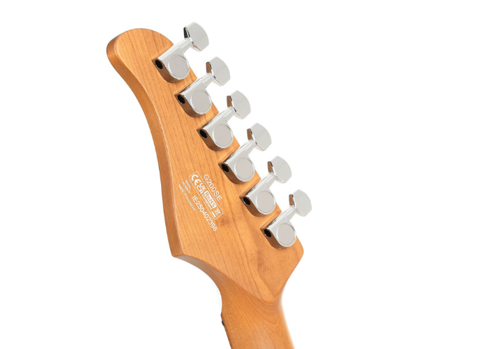 Braço Roasted Maple e Ponte 6-Point Tremolo