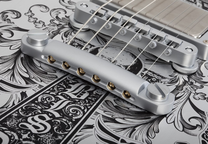 Tampo Flamed Maple Black Burst