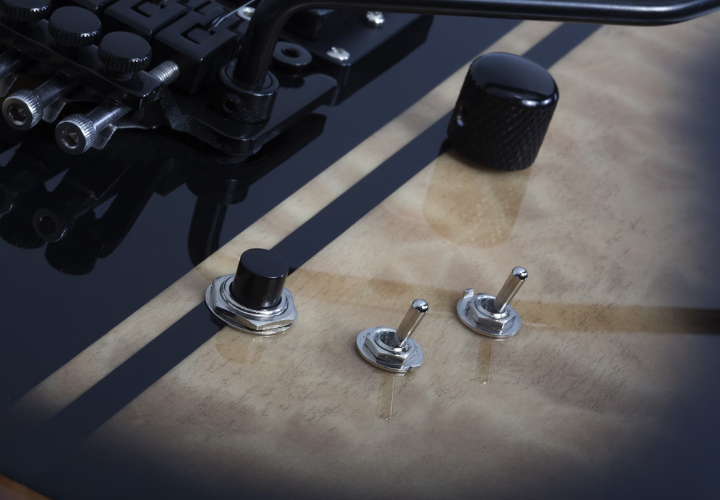 Captadores EMG 81 e Sustainiac