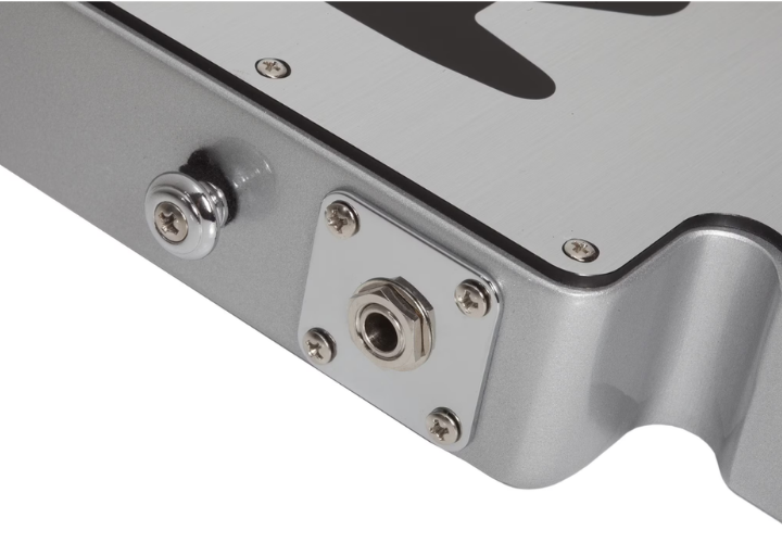 Corpo Basswood Metallic Silver