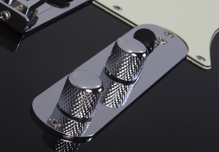 Captadores Diamond HSS e ponte PT-S