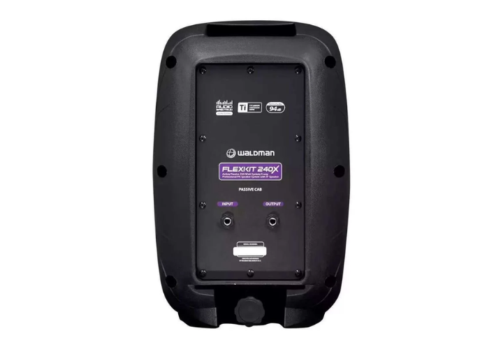 Conectividade Bluetooth/USB/SD/FM