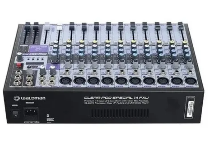 Painel Frontal com 14 Canais