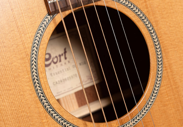 Corpo Mahogany Cutaway