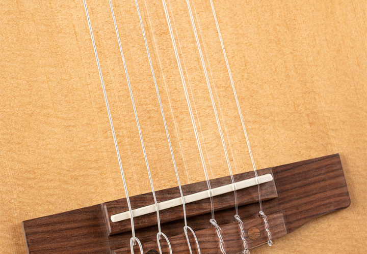 Tampo Solid Spruce