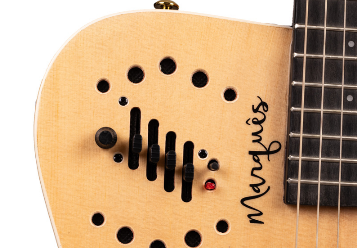 Pré EQ-7545R com 4 Bandas